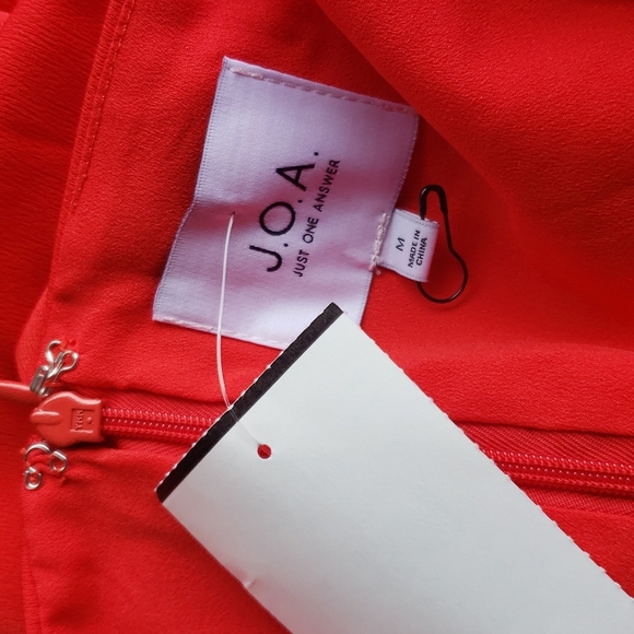 J.O.A. Red Puff Sleeve Halter Mini Dress sz M NEW - Picture 6 of 11